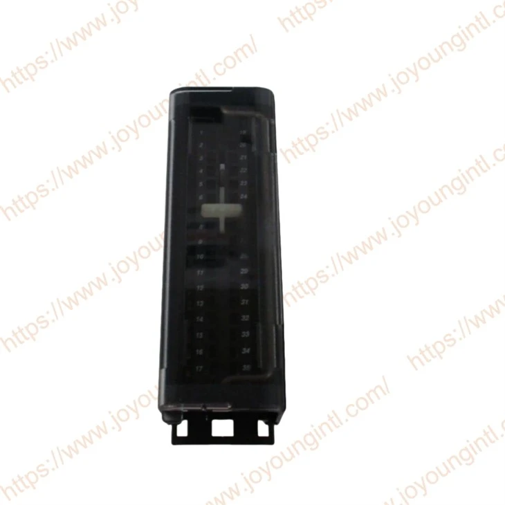 IC694TBS032 IC694TBS132 Caij nplooj ntoos hlav Terminal Blocks